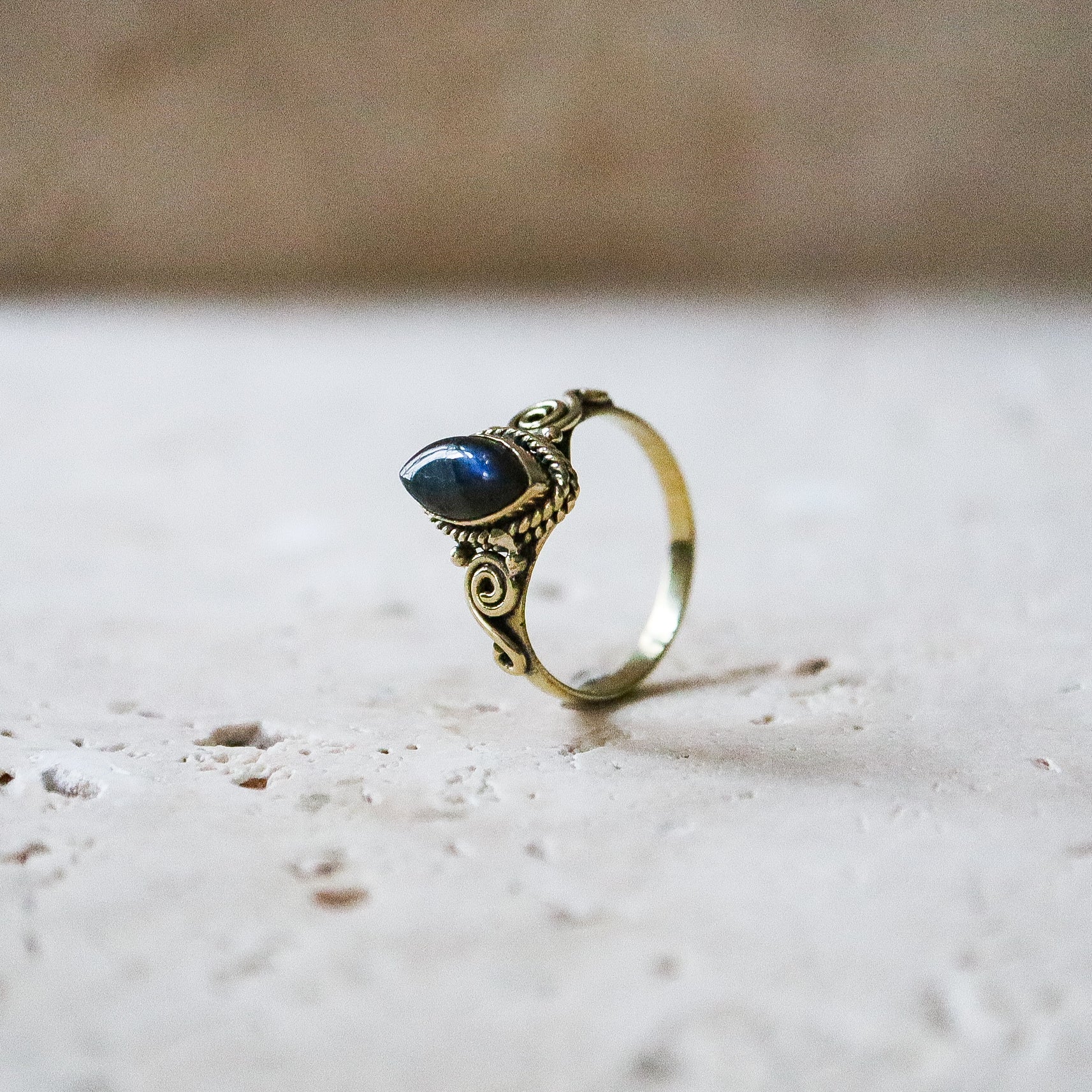 Labradorit Ring Jugendstil Auge gold handgemacht