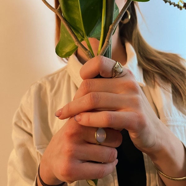 Boho Ring Auge mit Mondstein gold handgemacht